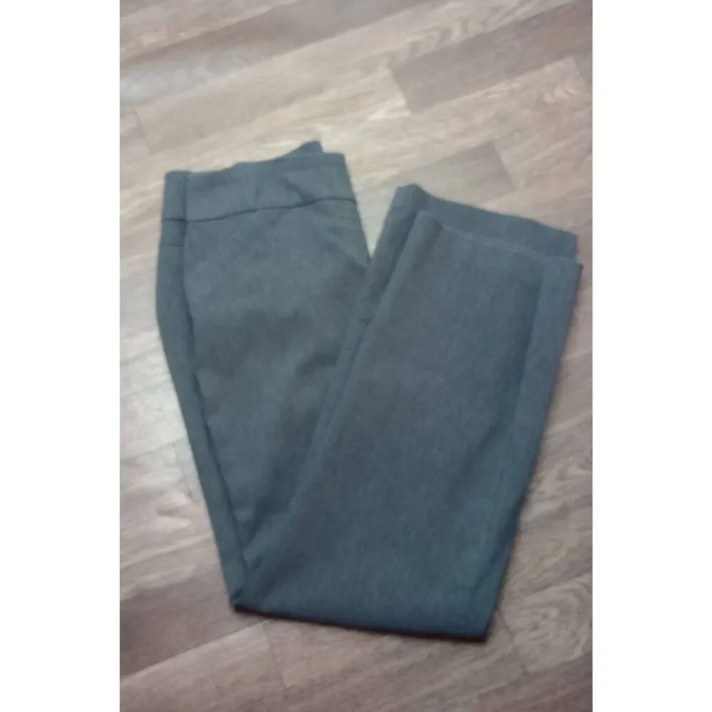 Kim Rogers gray ,pull on, lightweight dress pants size 10 petite